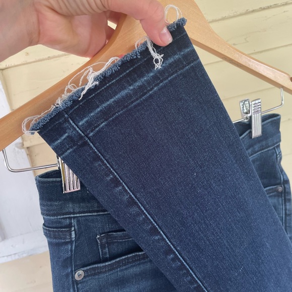 VERONICA BEARD The Carly 11” Kick Flare Jean Raw Hem Women’s Size 24 - Picture 6 of 9